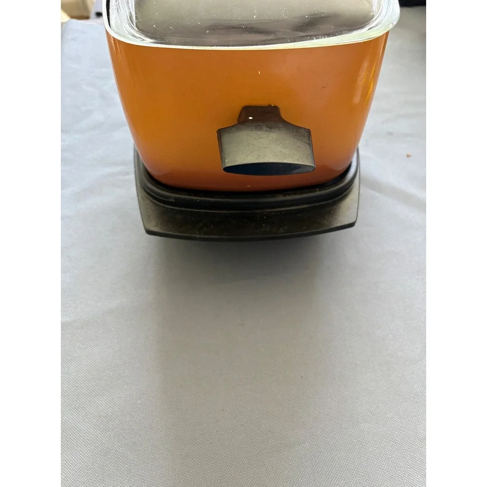 Vintage West Bend Slo-Cooker Orange Ombre Electric Slow Cooker with Glass Lid